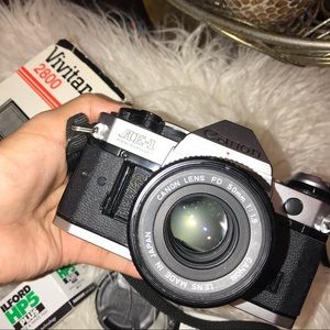 CANON AE-1 CAMERA
